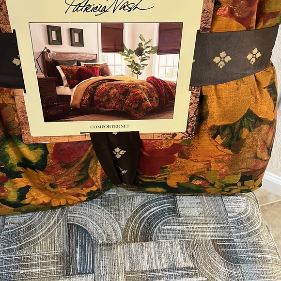 Patricia Nash 3 piece set / Queen set new in film - Picture 6 of 11